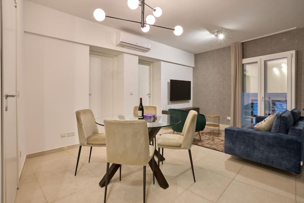 Luxury & 2 Min Away * San Julián
